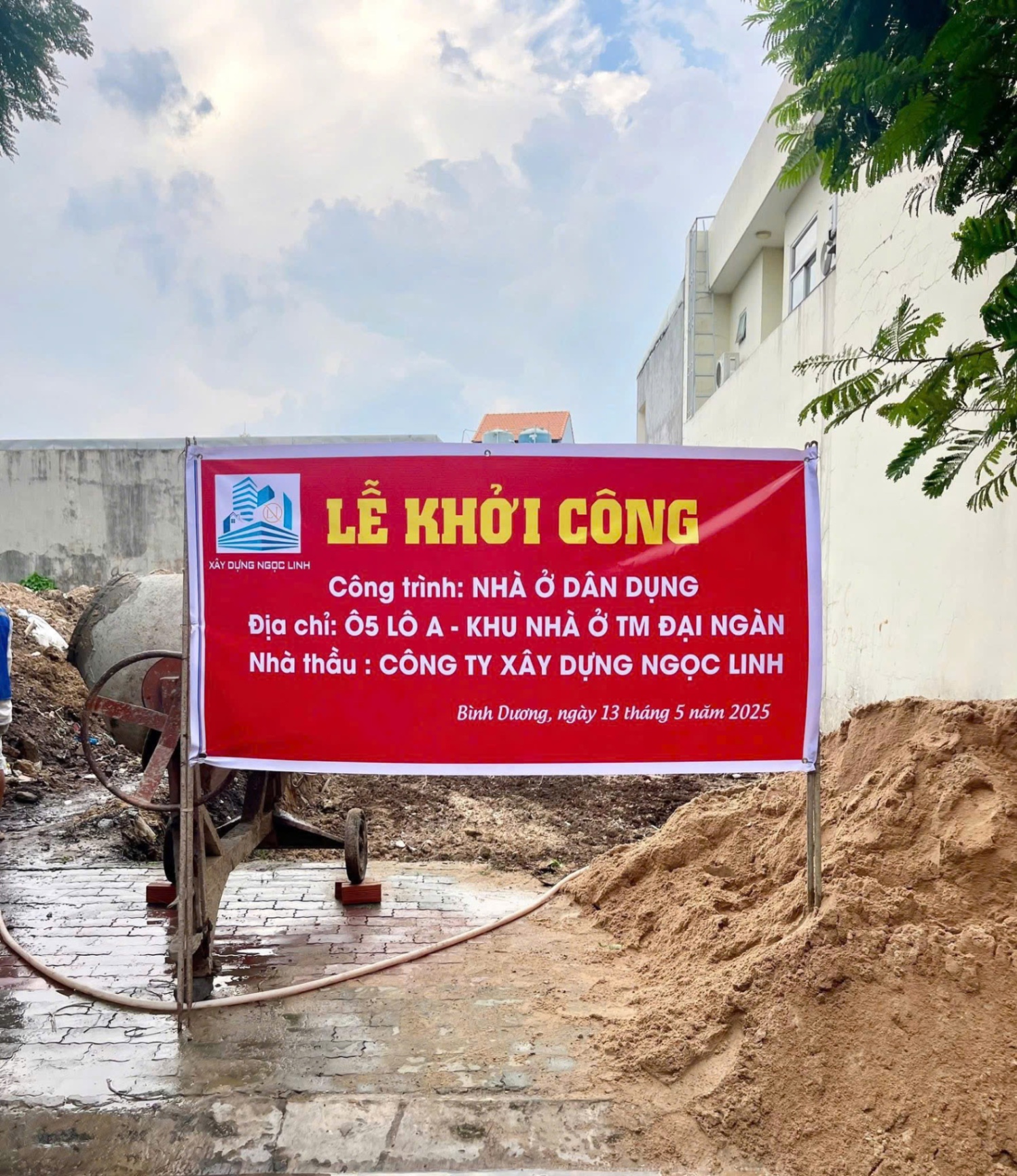 Bảng thông tin công trình