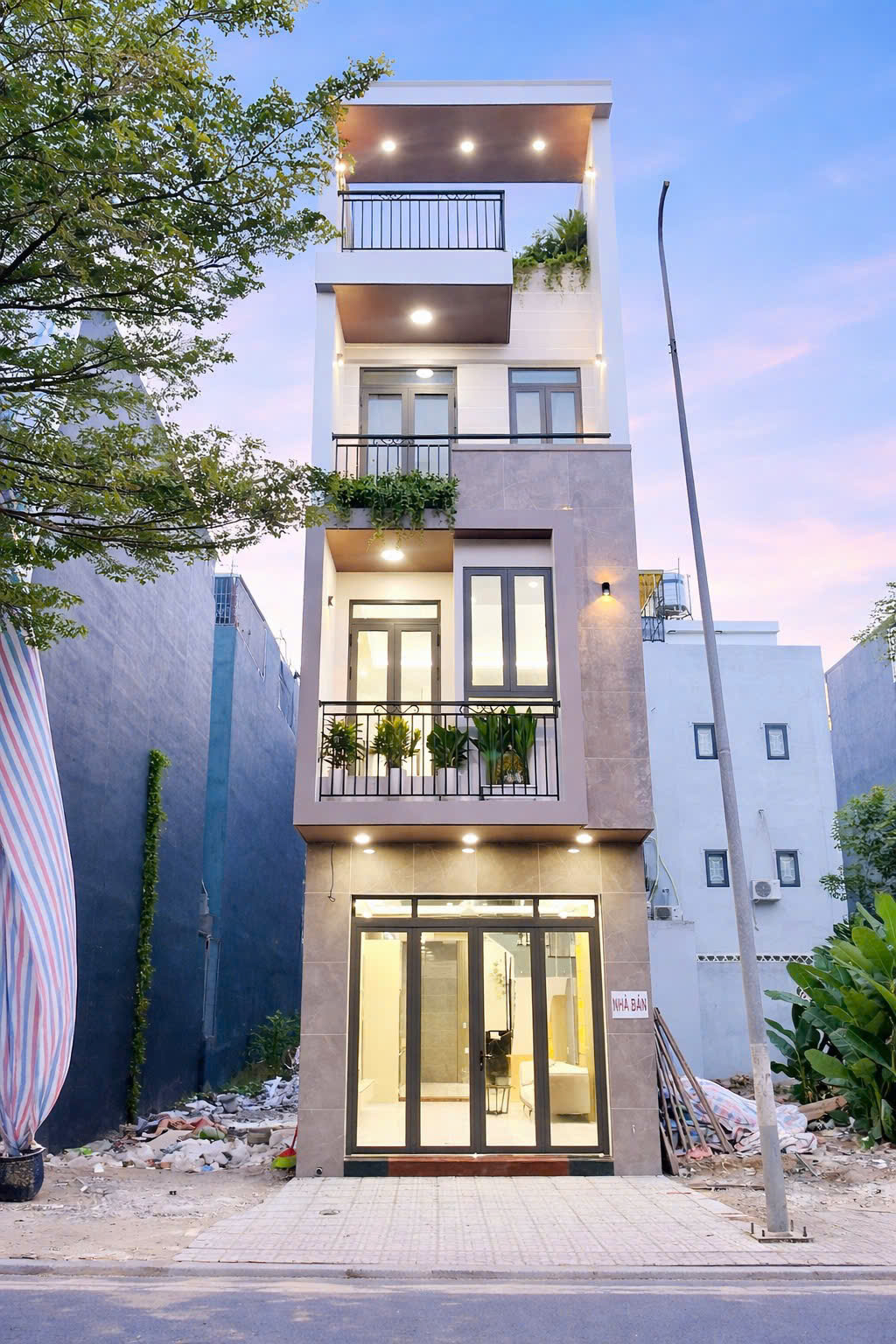 Nhà phố ánh sáng hoàng hôn